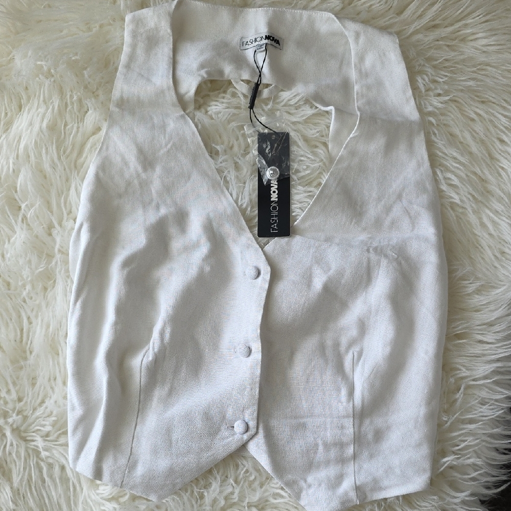 Fashion Nova White Button-Up Vest Top